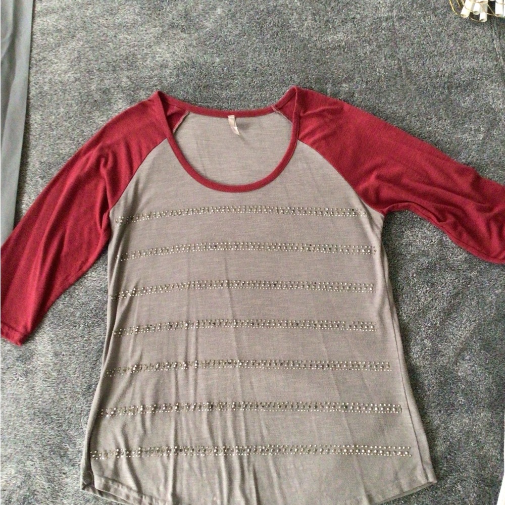 Vanity Cream Raglan T-Shirt with Ribbed Relaxed Fit